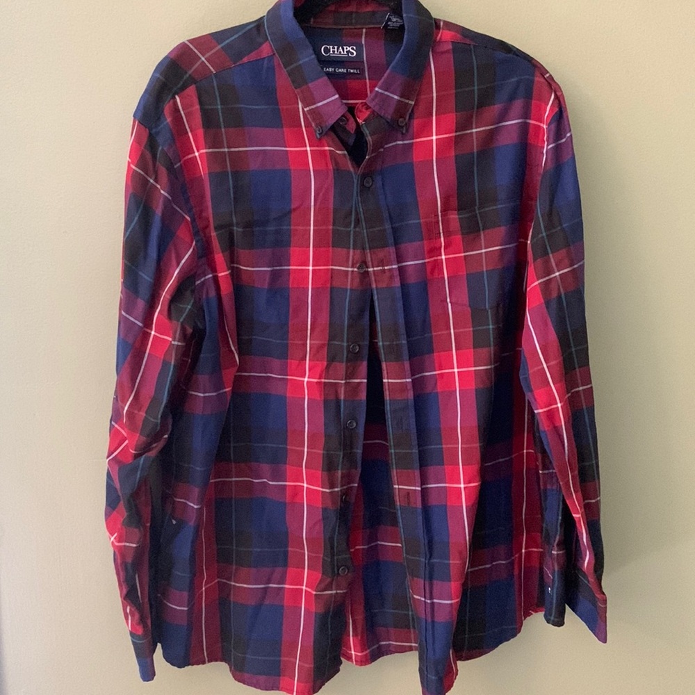 Men’s Chaps brand long sleeve button down shirt